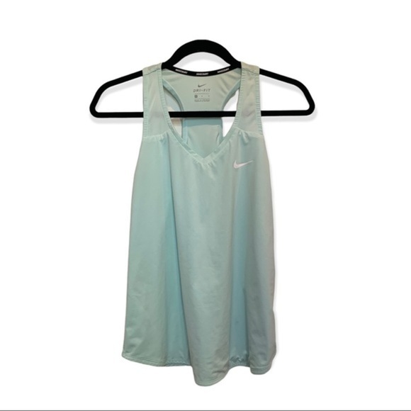 𝅺NIKE Tennis Tank - Picture 1 of 8